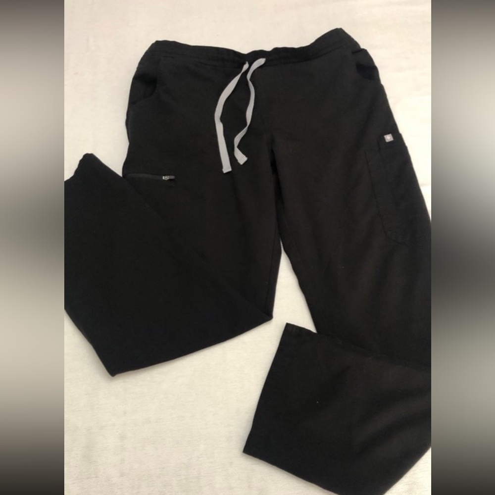 FIGS scrub pants YOLA large